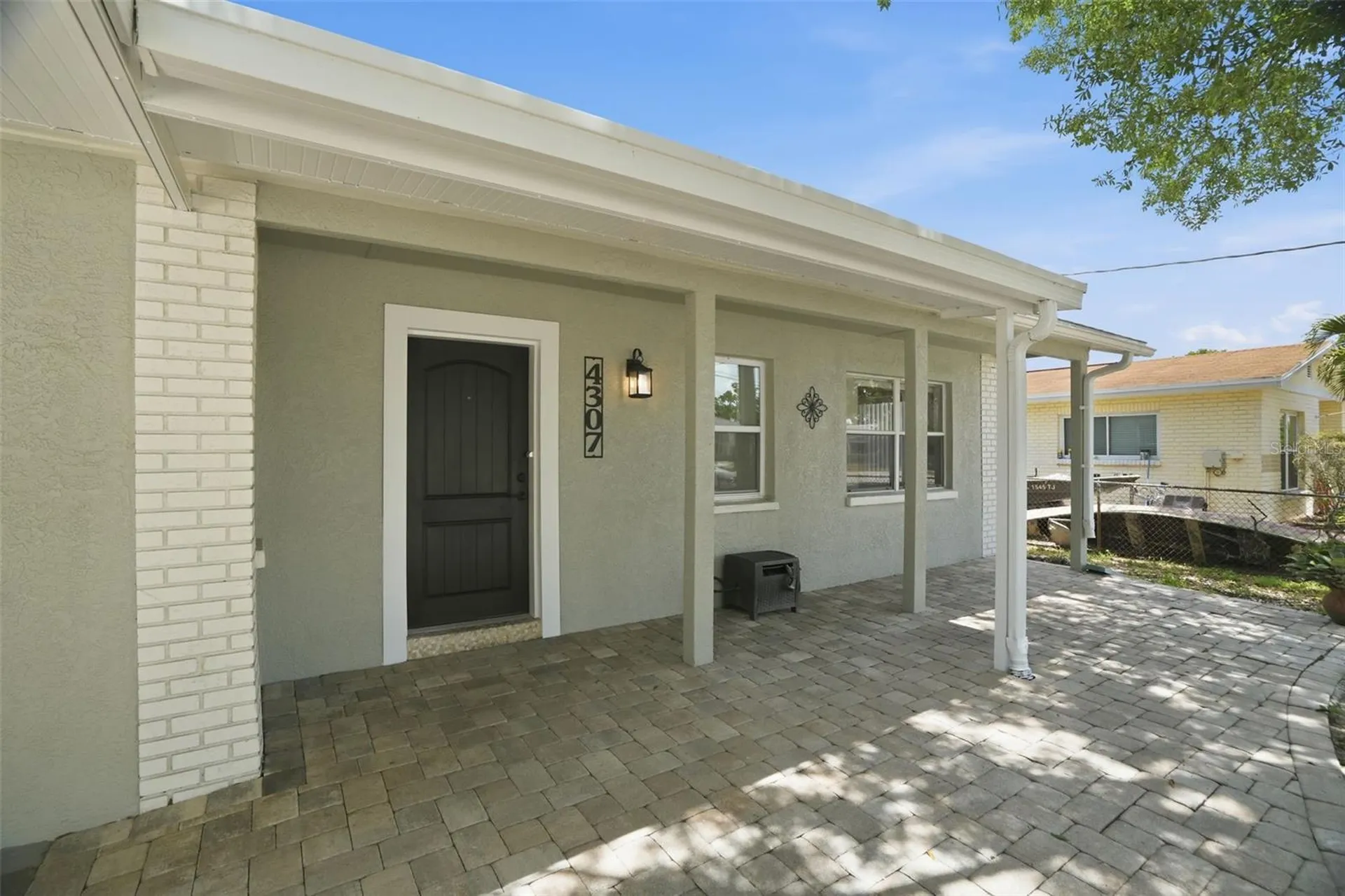 4307 W Wisconsin Court Tampa FL 33616
