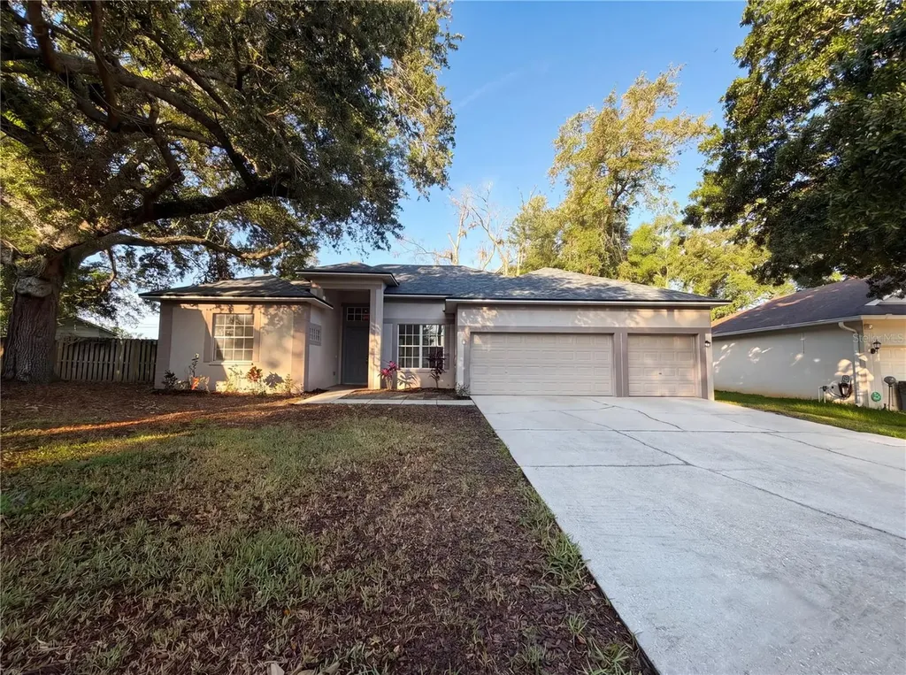 203 Taylor Bay Lane Brandon FL 33510