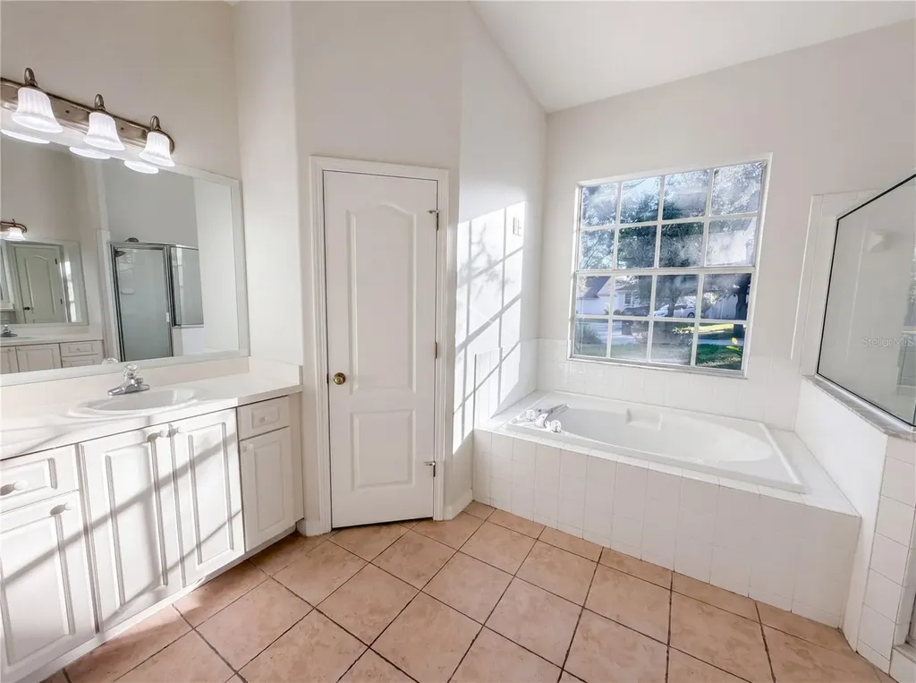 203 Taylor Bay Lane Brandon FL 33510