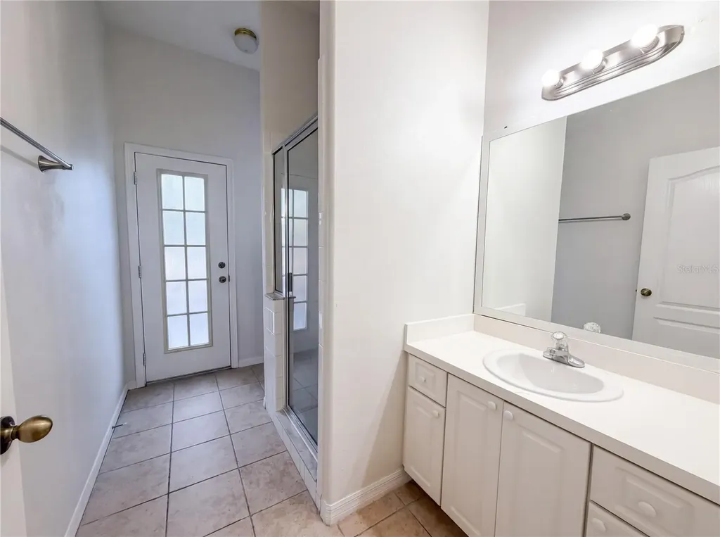 203 Taylor Bay Lane Brandon FL 33510