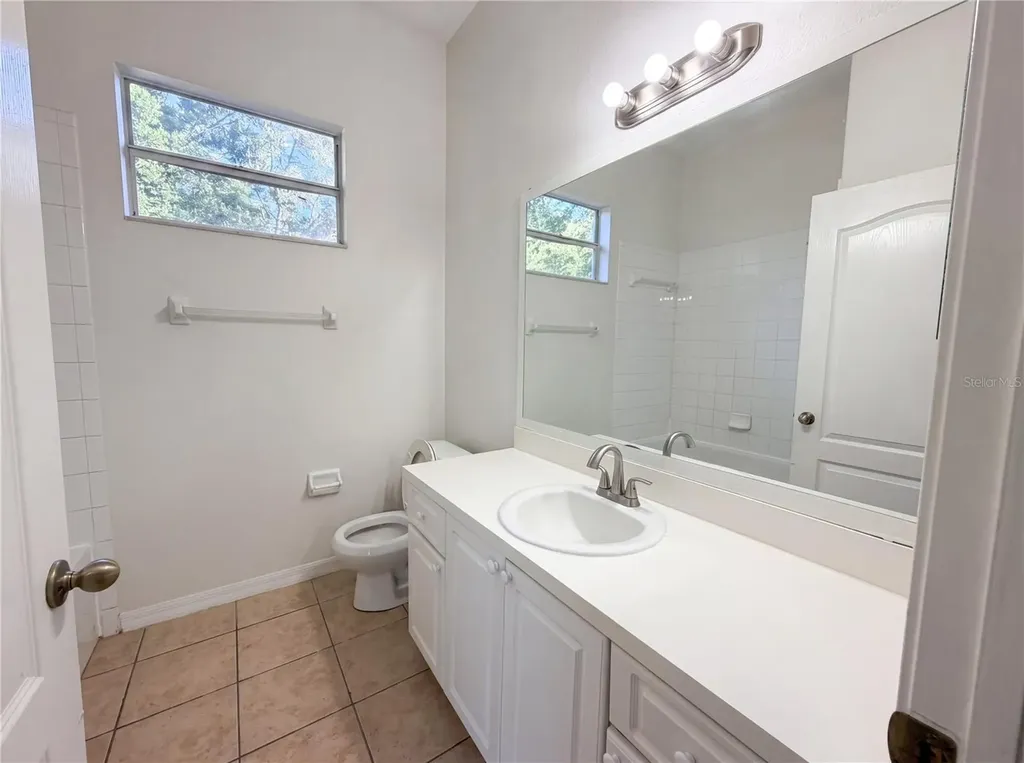 203 Taylor Bay Lane Brandon FL 33510