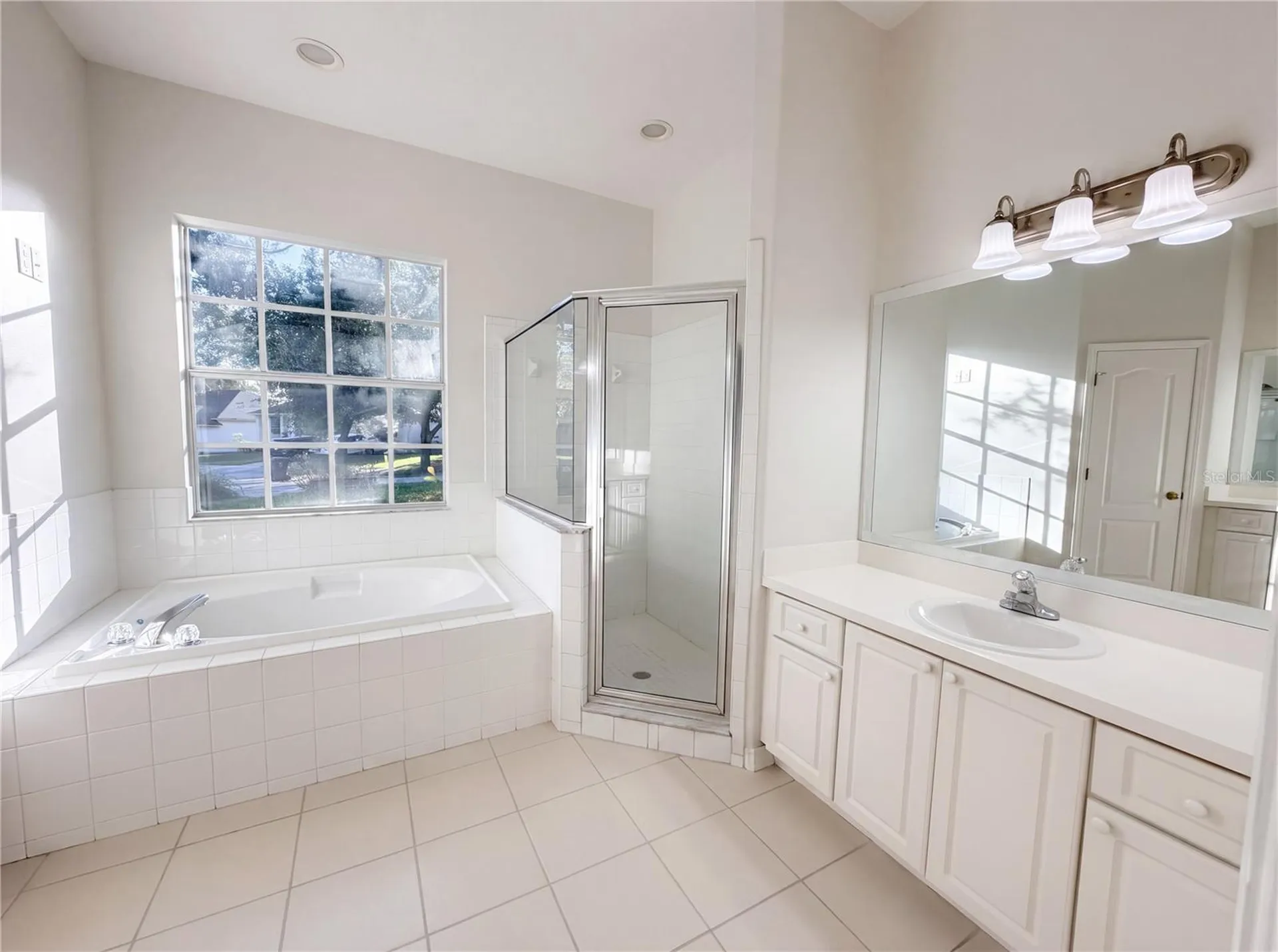 203 Taylor Bay Lane Brandon FL 33510
