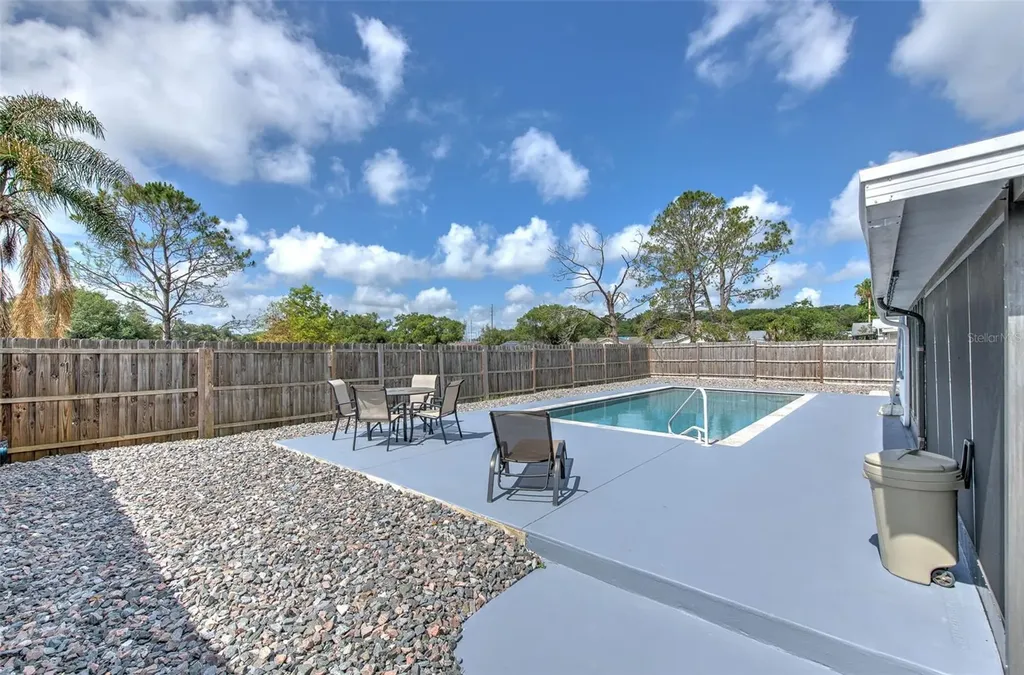 38620 Alpha Avenue Zephyrhills FL 33540