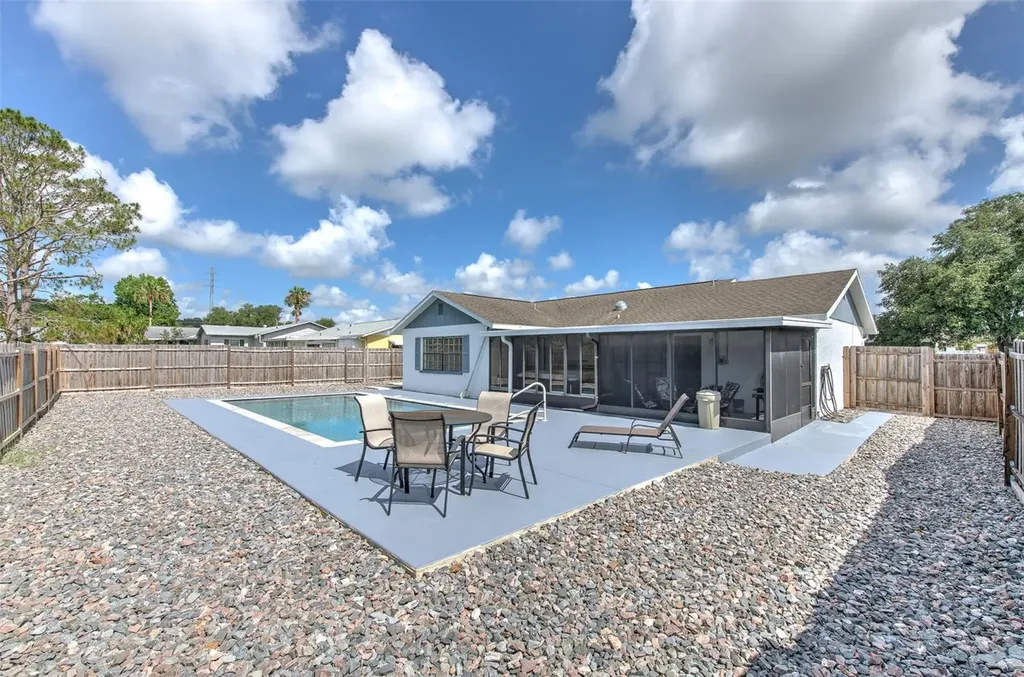 38620 Alpha Avenue Zephyrhills FL 33540