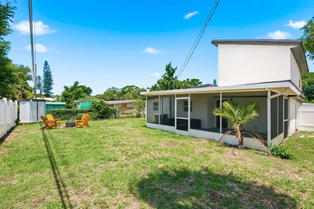 8274 Rose Terrace Seminole FL 33777