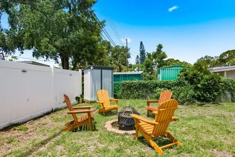 8274 Rose Terrace Seminole FL 33777