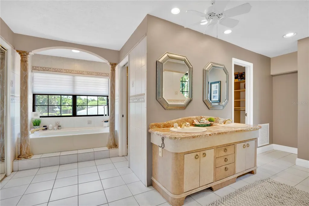 1367 Campbell Street Orlando FL 32806
