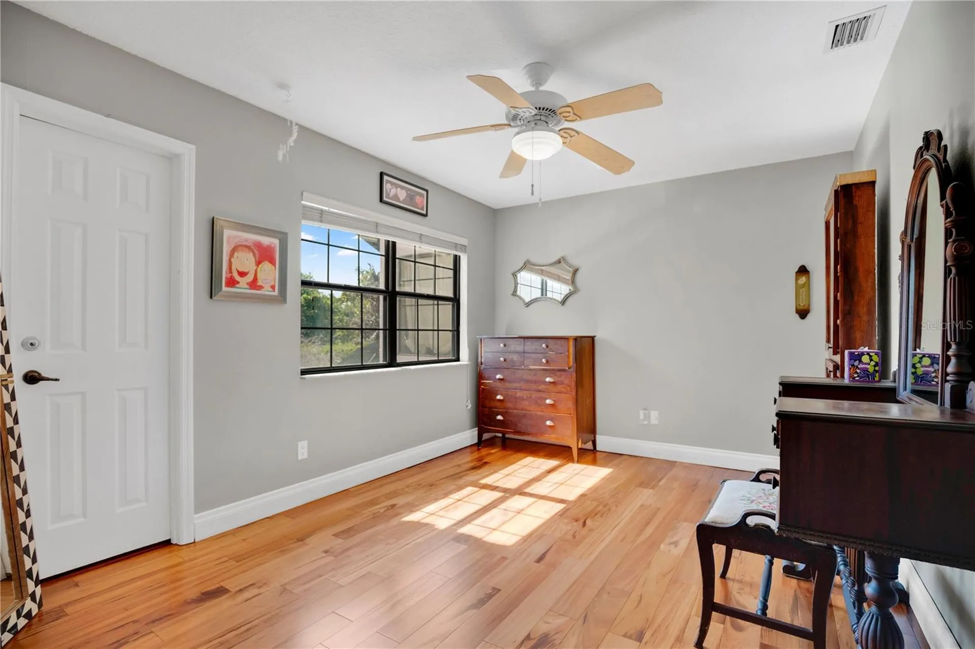 1367 Campbell Street Orlando FL 32806