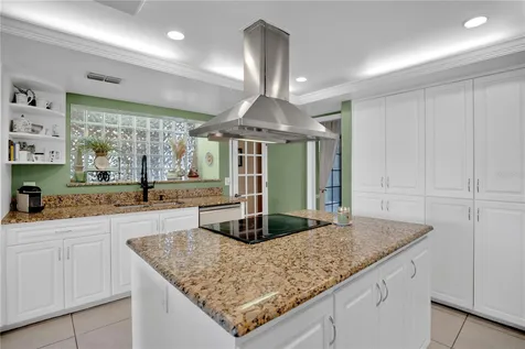 1367 Campbell Street Orlando FL 32806