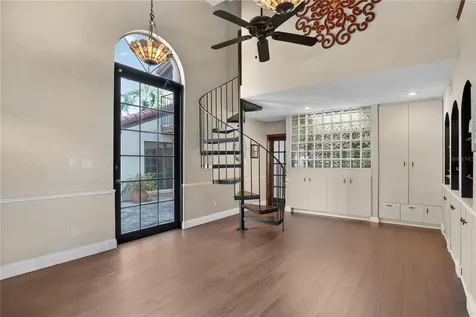 1367 Campbell Street Orlando FL 32806