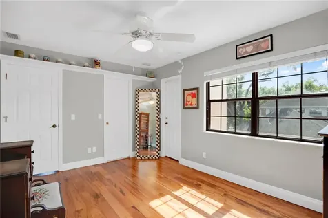1367 Campbell Street Orlando FL 32806