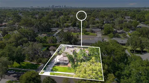 1367 Campbell Street Orlando FL 32806