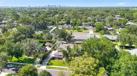 1367 Campbell Street Orlando FL 32806