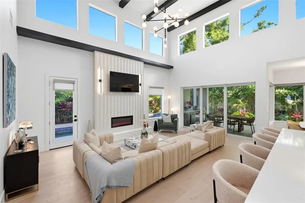 1805 Goldenrod Street Sarasota FL 34239