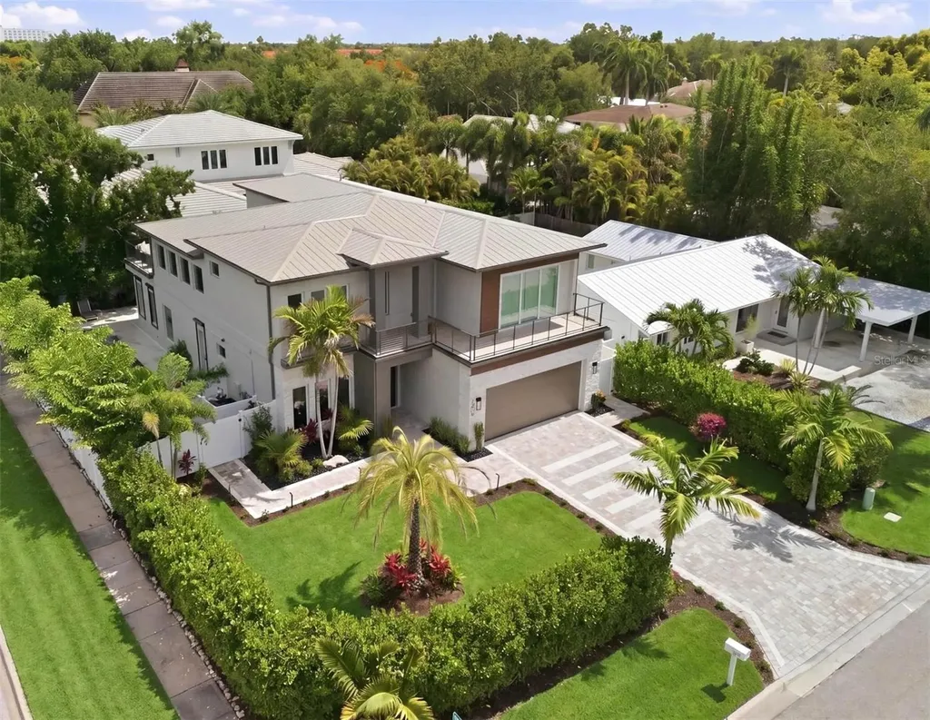 1805 Goldenrod Street Sarasota FL 34239