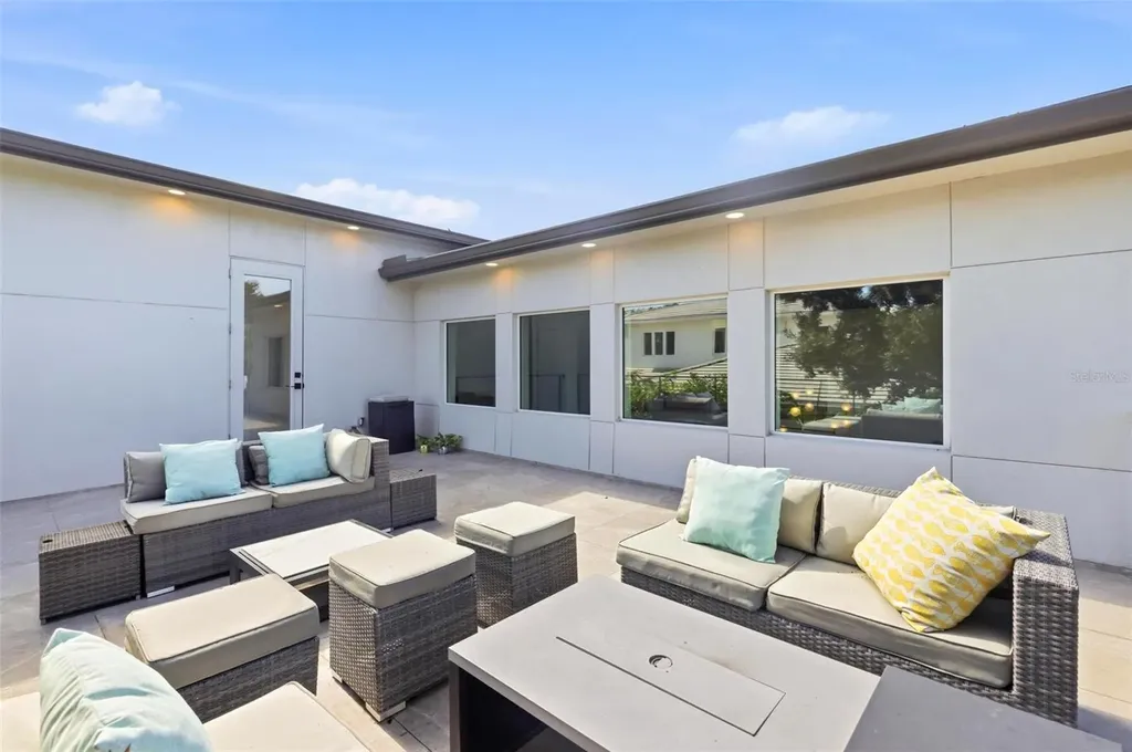 1805 Goldenrod Street Sarasota FL 34239