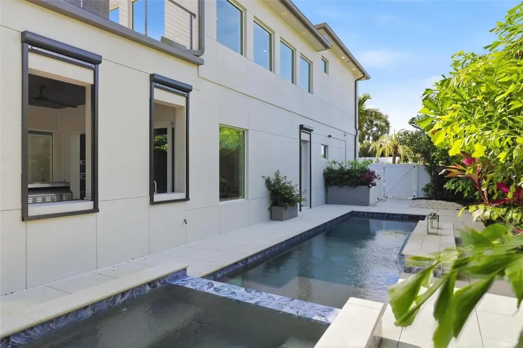 1805 Goldenrod Street Sarasota FL 34239