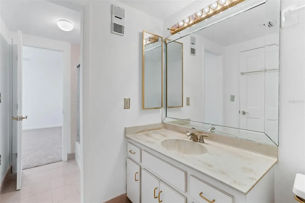 100 Pierce Street Clearwater FL 33756