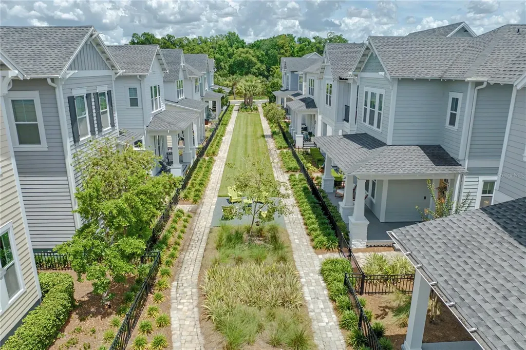 914 Trowman Alley Winter Garden FL 34787