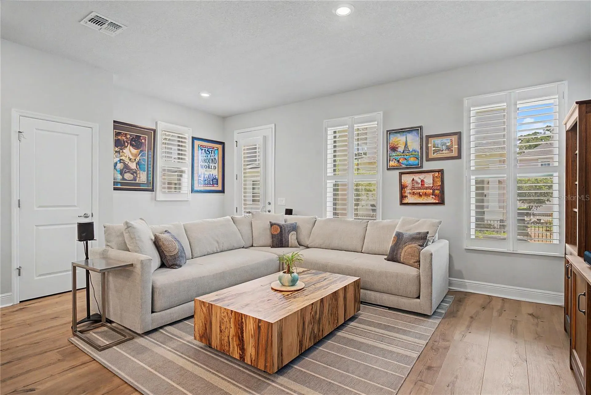 914 Trowman Alley Winter Garden FL 34787