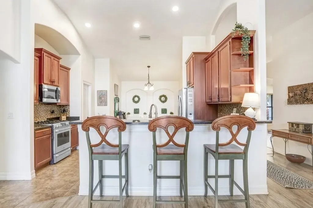 15723 Starling Water Drive Lithia FL 33547