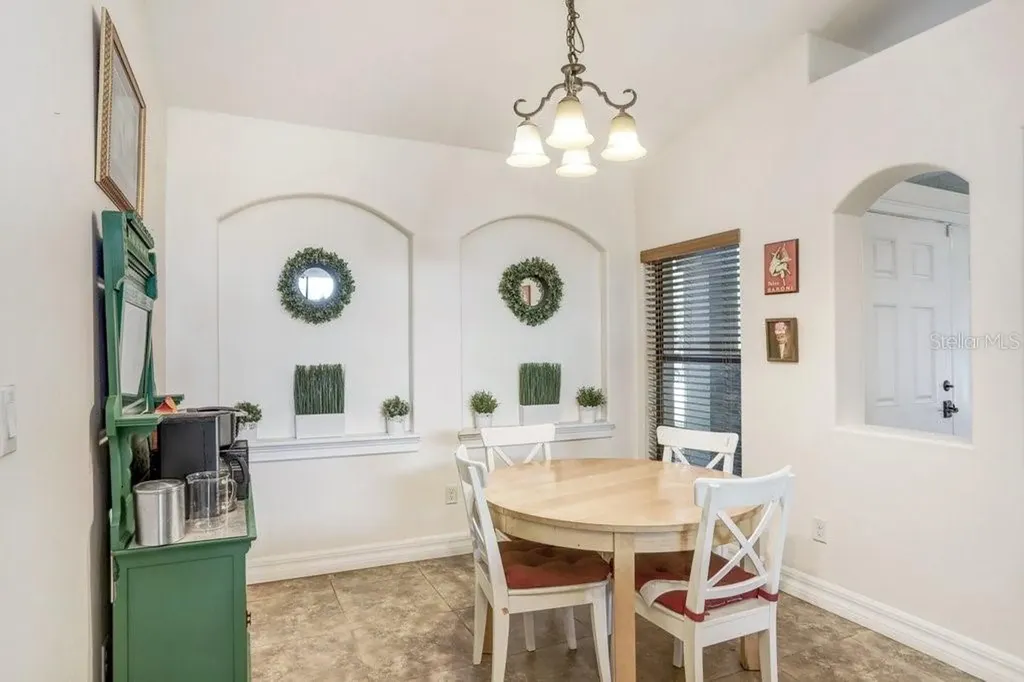15723 Starling Water Drive Lithia FL 33547