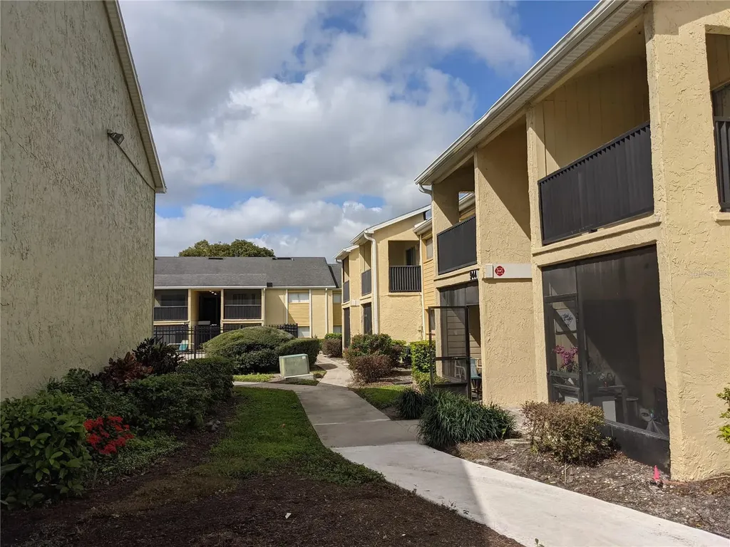 944 Lake Destiny Road Altamonte Springs FL 32714