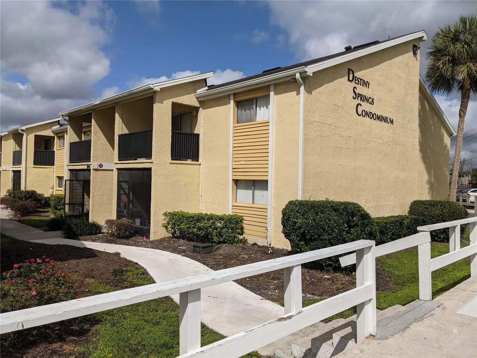 944 Lake Destiny Road Altamonte Springs FL 32714