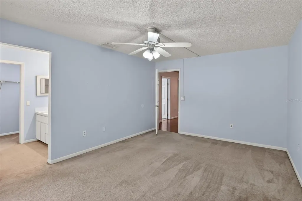 1810 Village Court Mulberry FL 33860