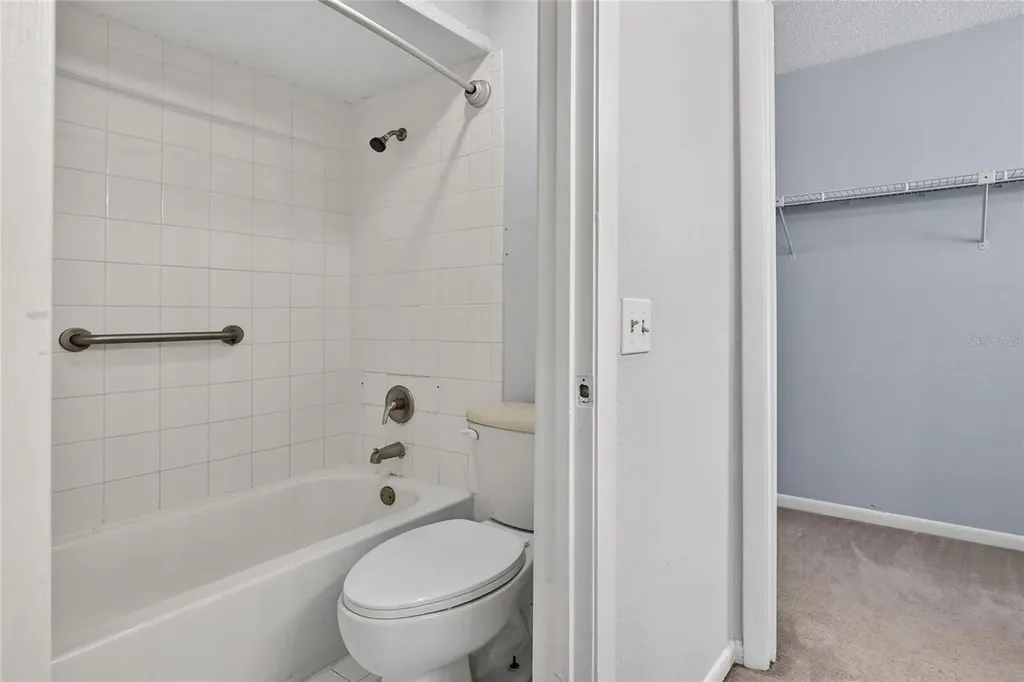 1810 Village Court Mulberry FL 33860