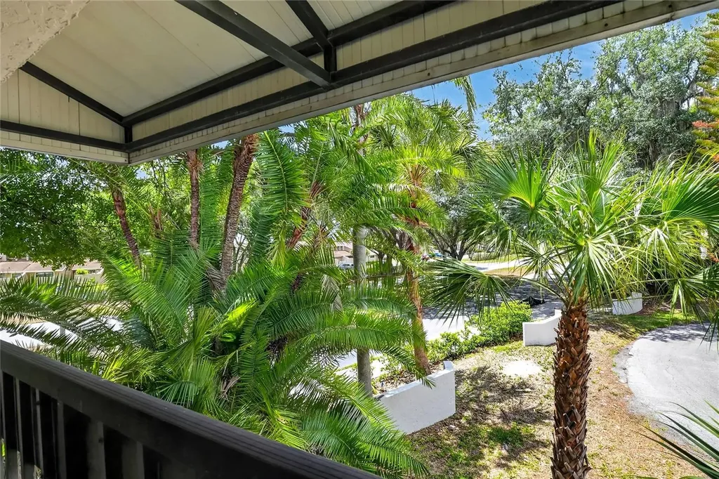 1810 Village Court Mulberry FL 33860