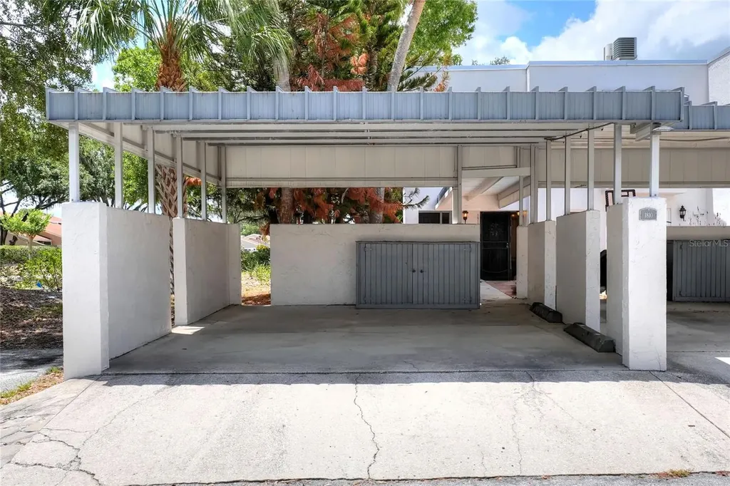 1810 Village Court Mulberry FL 33860