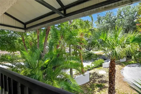 1810 Village Court Mulberry FL 33860