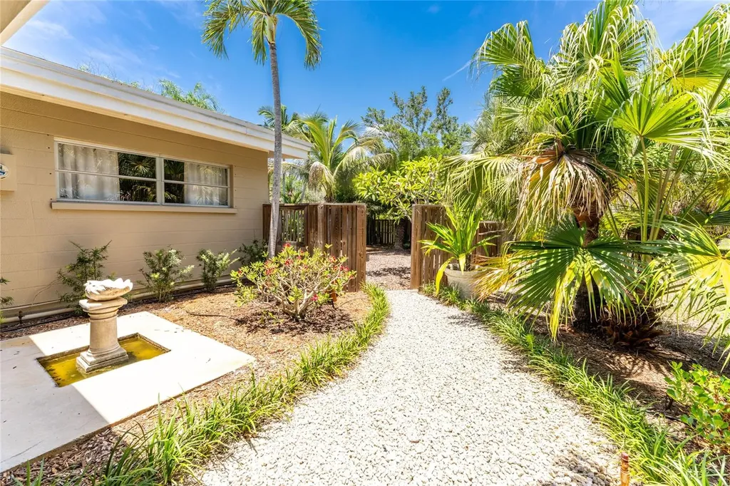 20 Spaniards Road Placida FL 33946