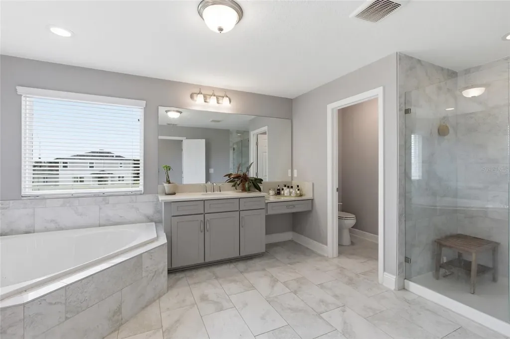 9844 Cabernet Avenue Seffner FL 33584
