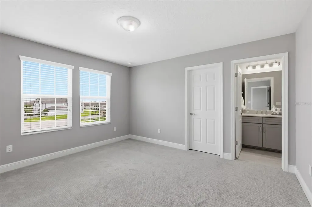 9844 Cabernet Avenue Seffner FL 33584