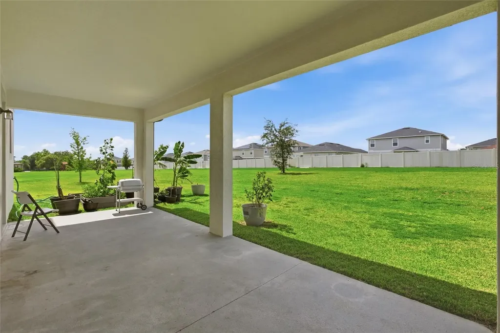 9844 Cabernet Avenue Seffner FL 33584