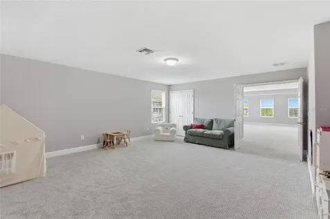 9844 Cabernet Avenue Seffner FL 33584