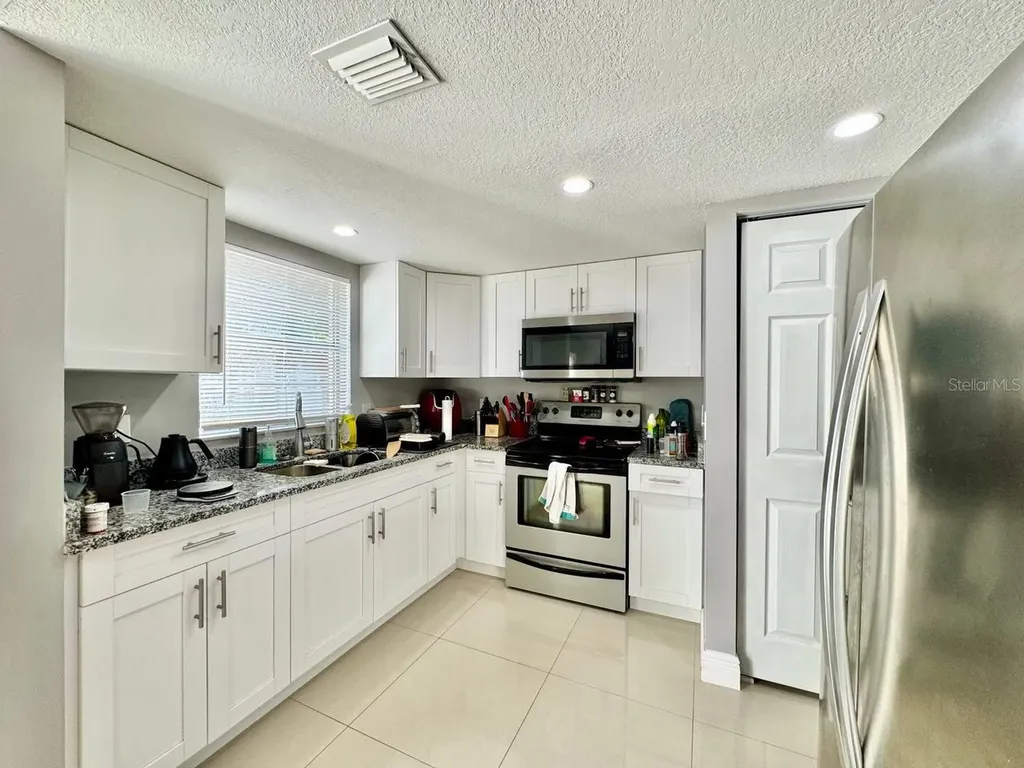 5216 Tennis Court Circle Tampa FL 33617