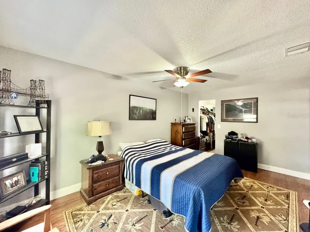 5216 Tennis Court Circle Tampa FL 33617