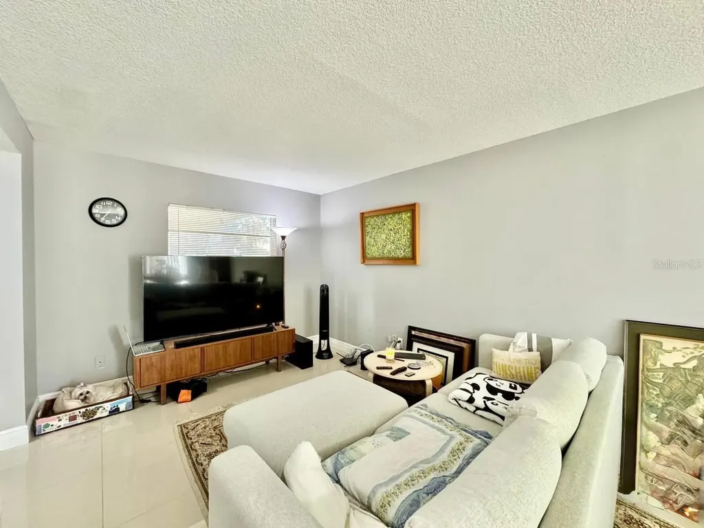 5216 Tennis Court Circle Tampa FL 33617