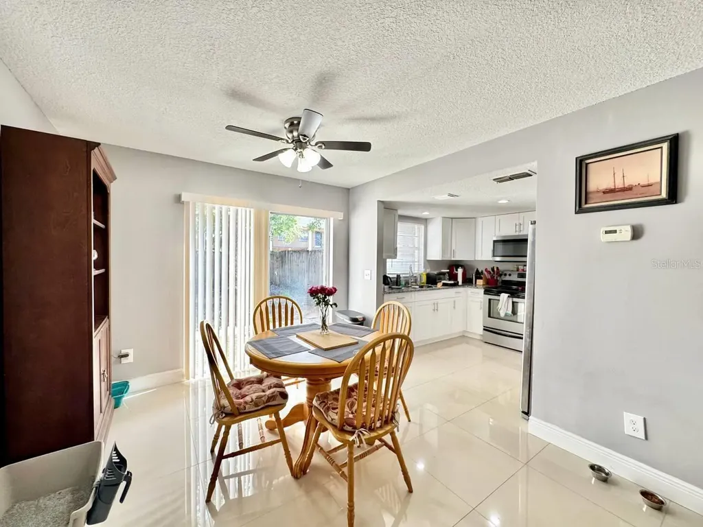 5216 Tennis Court Circle Tampa FL 33617