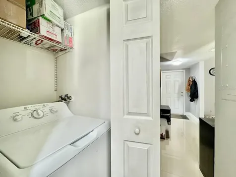 5216 Tennis Court Circle Tampa FL 33617