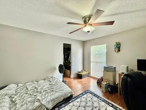 5216 Tennis Court Circle Tampa FL 33617