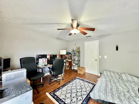 5216 Tennis Court Circle Tampa FL 33617
