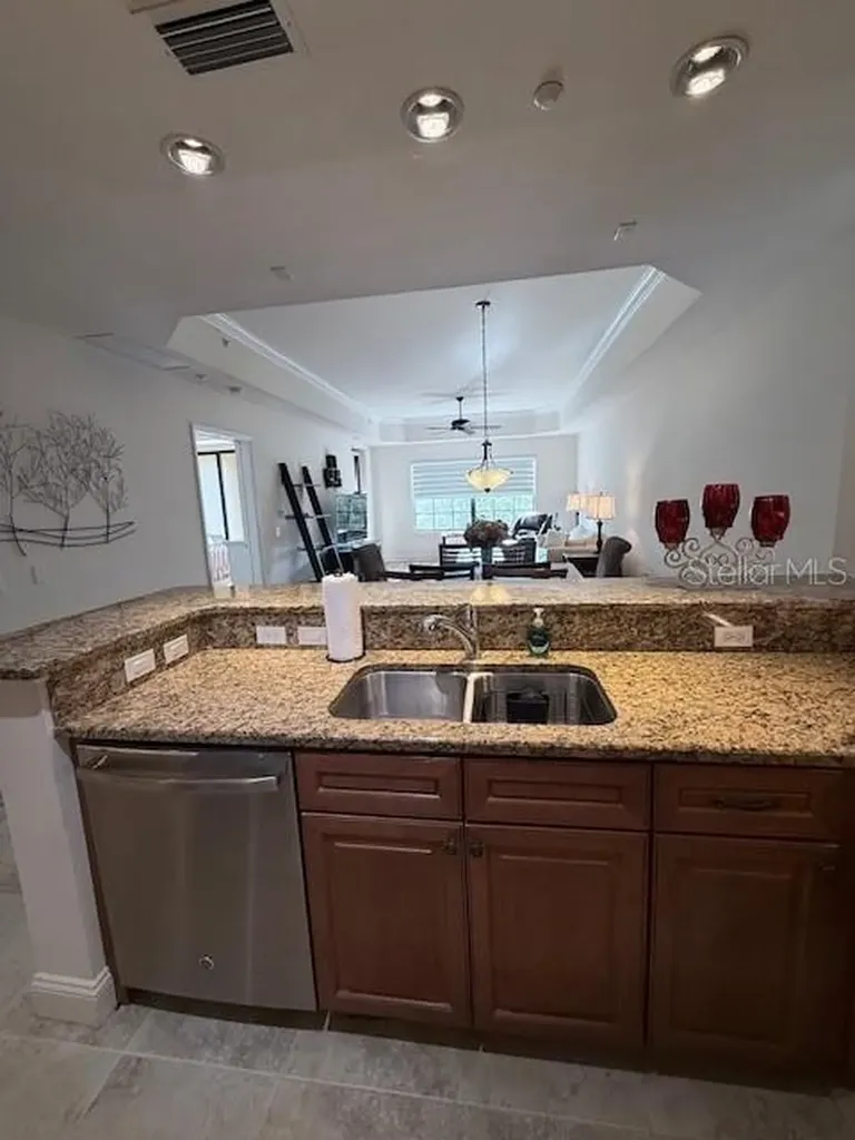 7710 Lake Vista Court Lakewood Ranch FL 34202