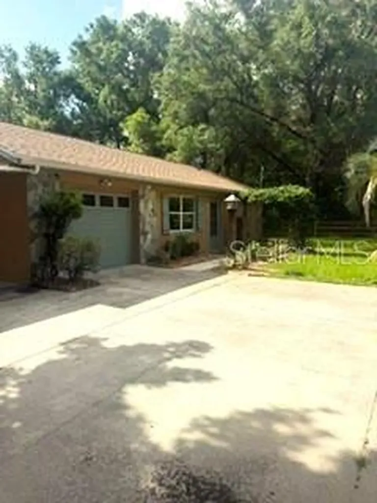 671 N Fitzpatrick Avenue Inverness FL 34453