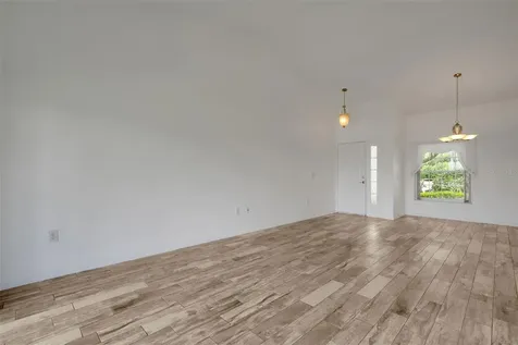 313 Eagle Ridge Drive Davenport FL 33837