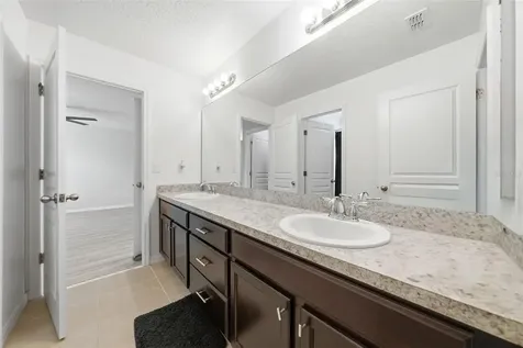 9243 Chandler Drive Groveland FL 34736