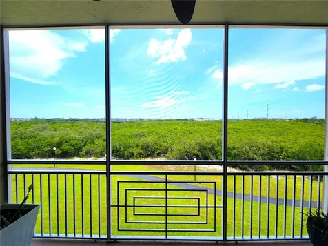 7296 Marathon Drive Seminole FL 33777